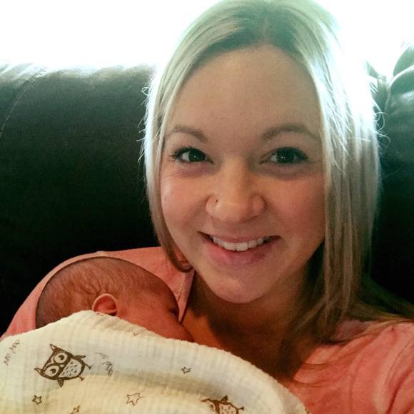 Meet your Posher, Tiffany - Picture 1 of 1